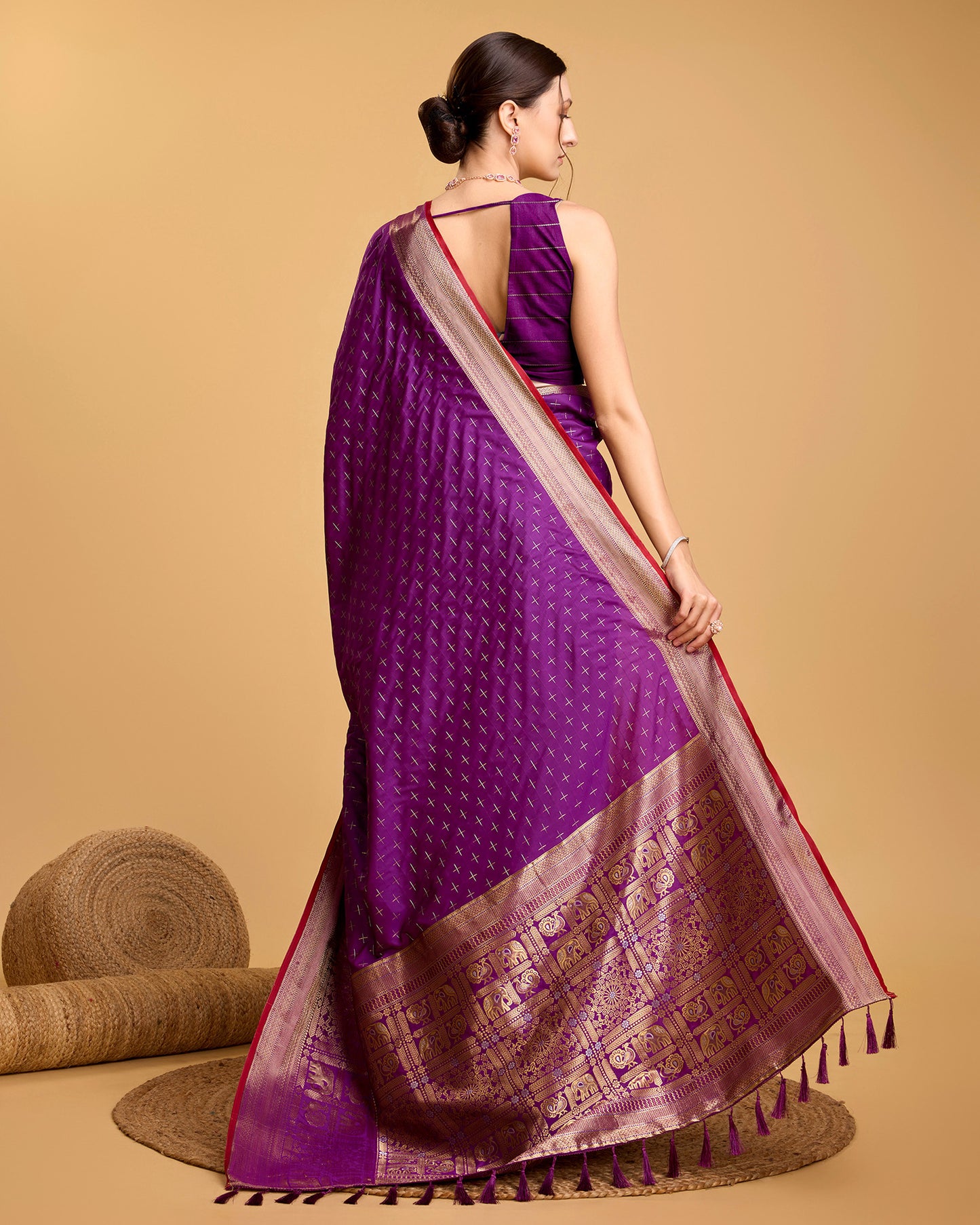 NIMIDIYA WOVEN KANJIPURAM PURE SILK SAREE