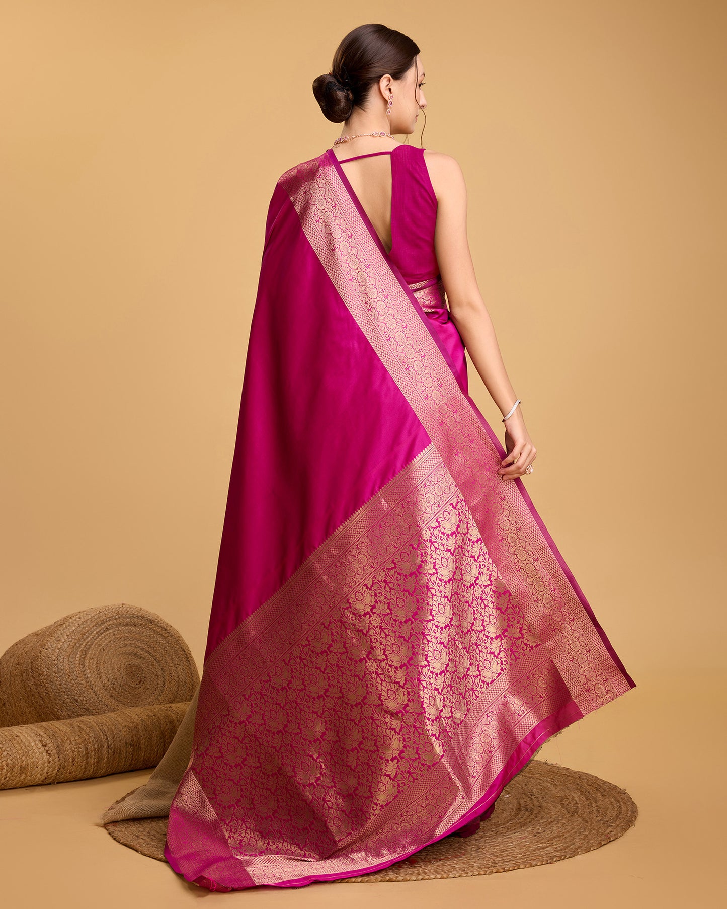 KRIYANSH WOVEN DESIGN ZARI BANARSI SAREE