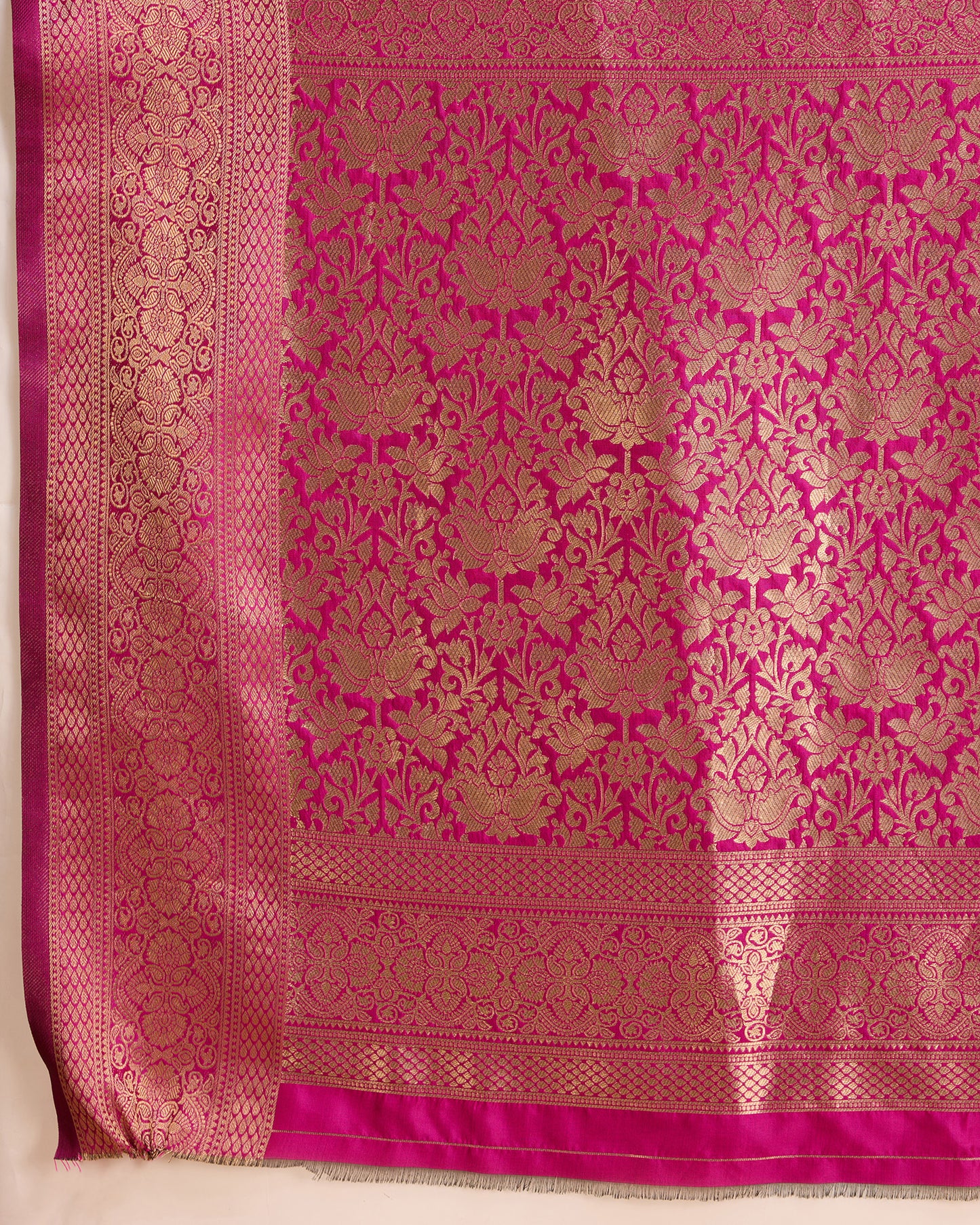 KRIYANSH WOVEN DESIGN ZARI BANARSI SAREE