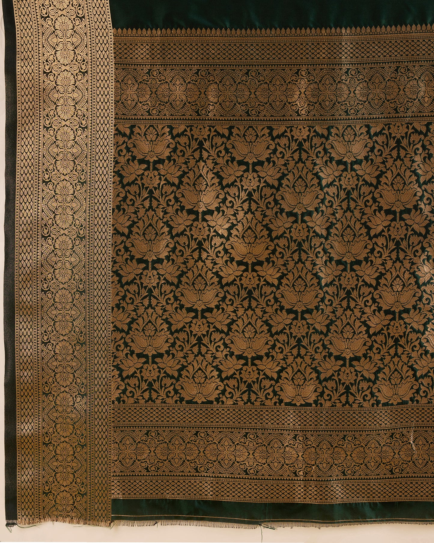 KRIYANSH WOVEN DESIGN ZARI BANARSI SAREE