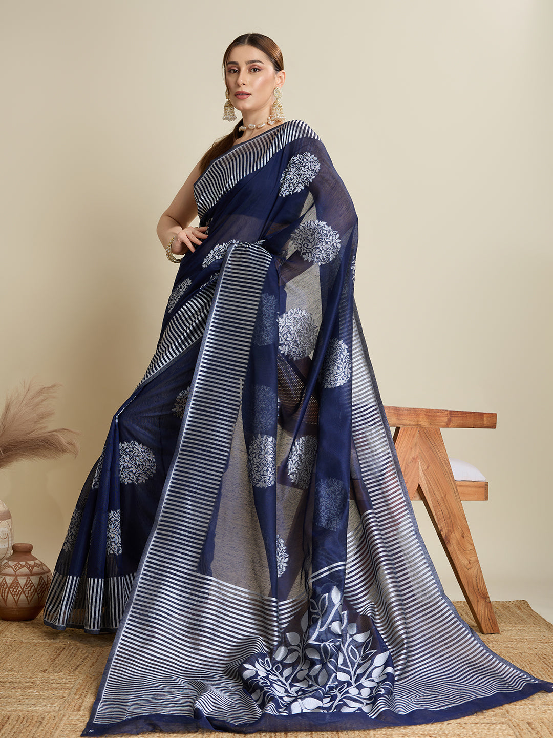 ETHNIC MOTIFS SILK BLEND SAREE