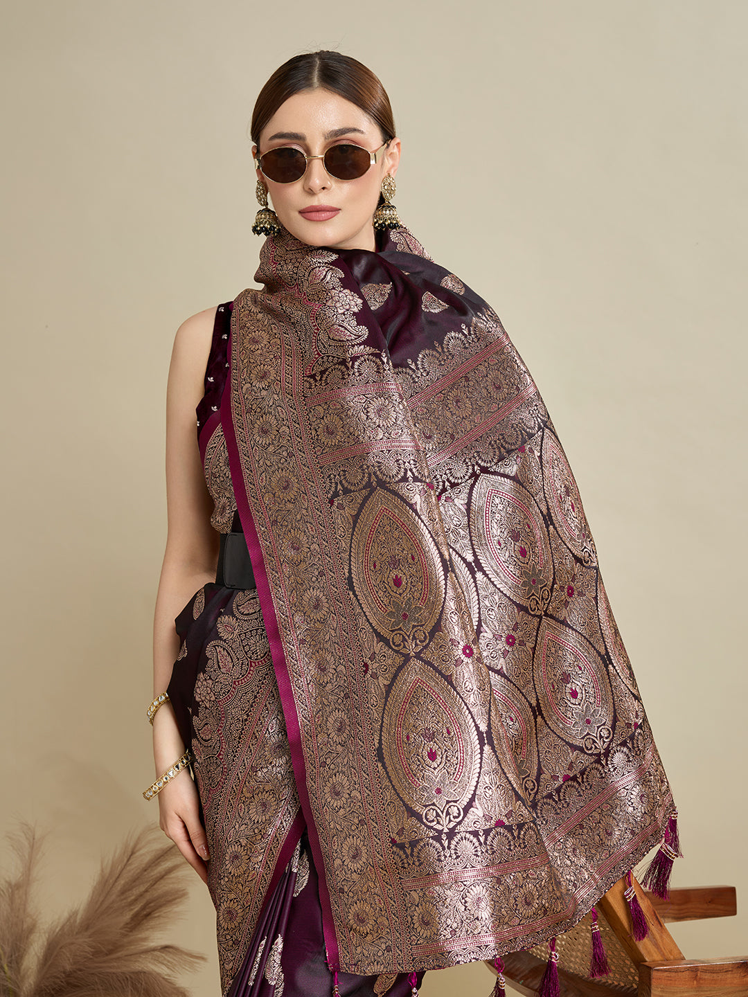 ANNU TEAL PURE SILK SAREE FEATURING TRADITIONAL BANARSI ZARI WEAVING PATTERNS