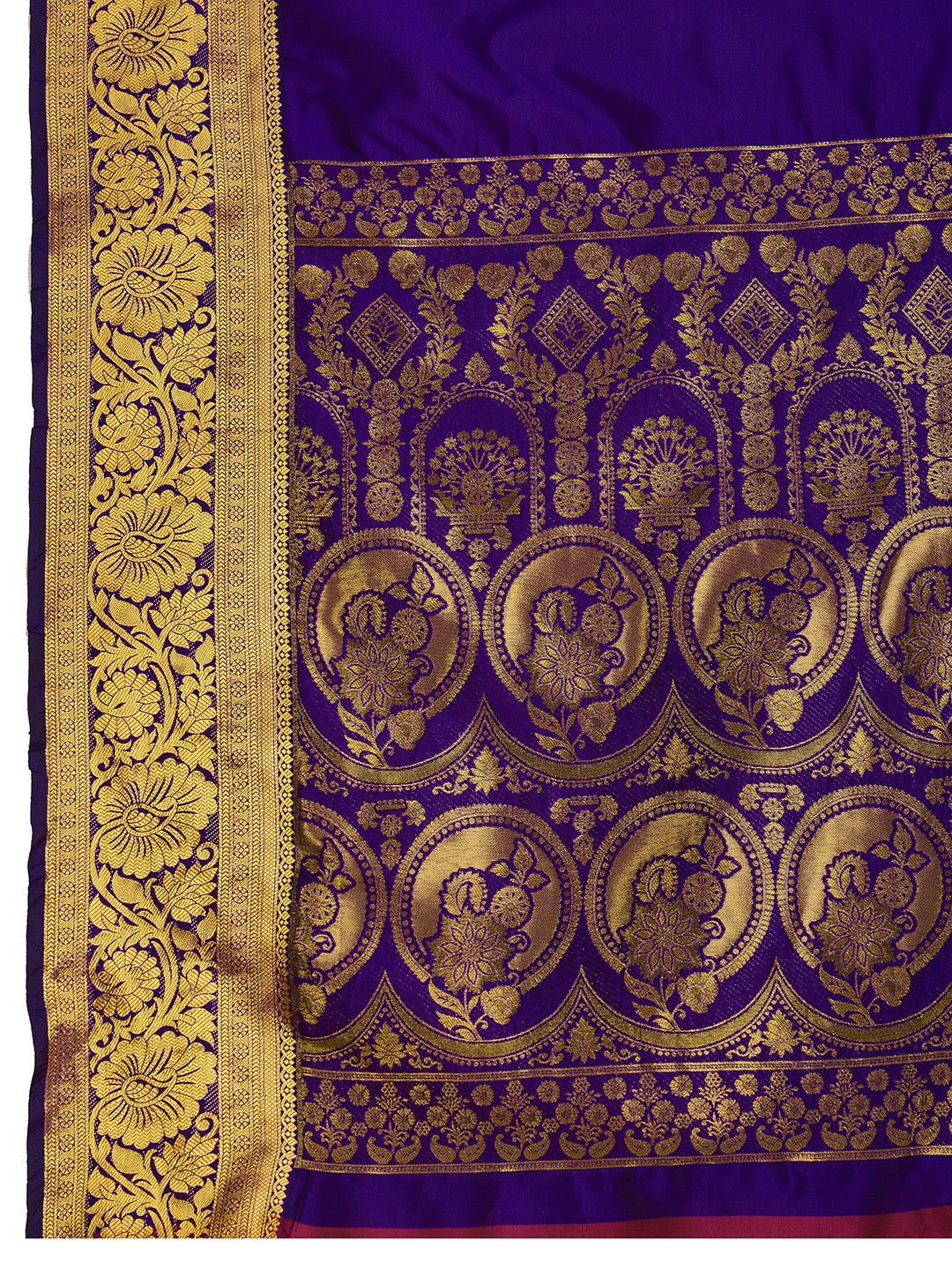 SATRANI PURE SILK CREPE PRINTED SAREE WITH UNSTITCHED BLOUSE