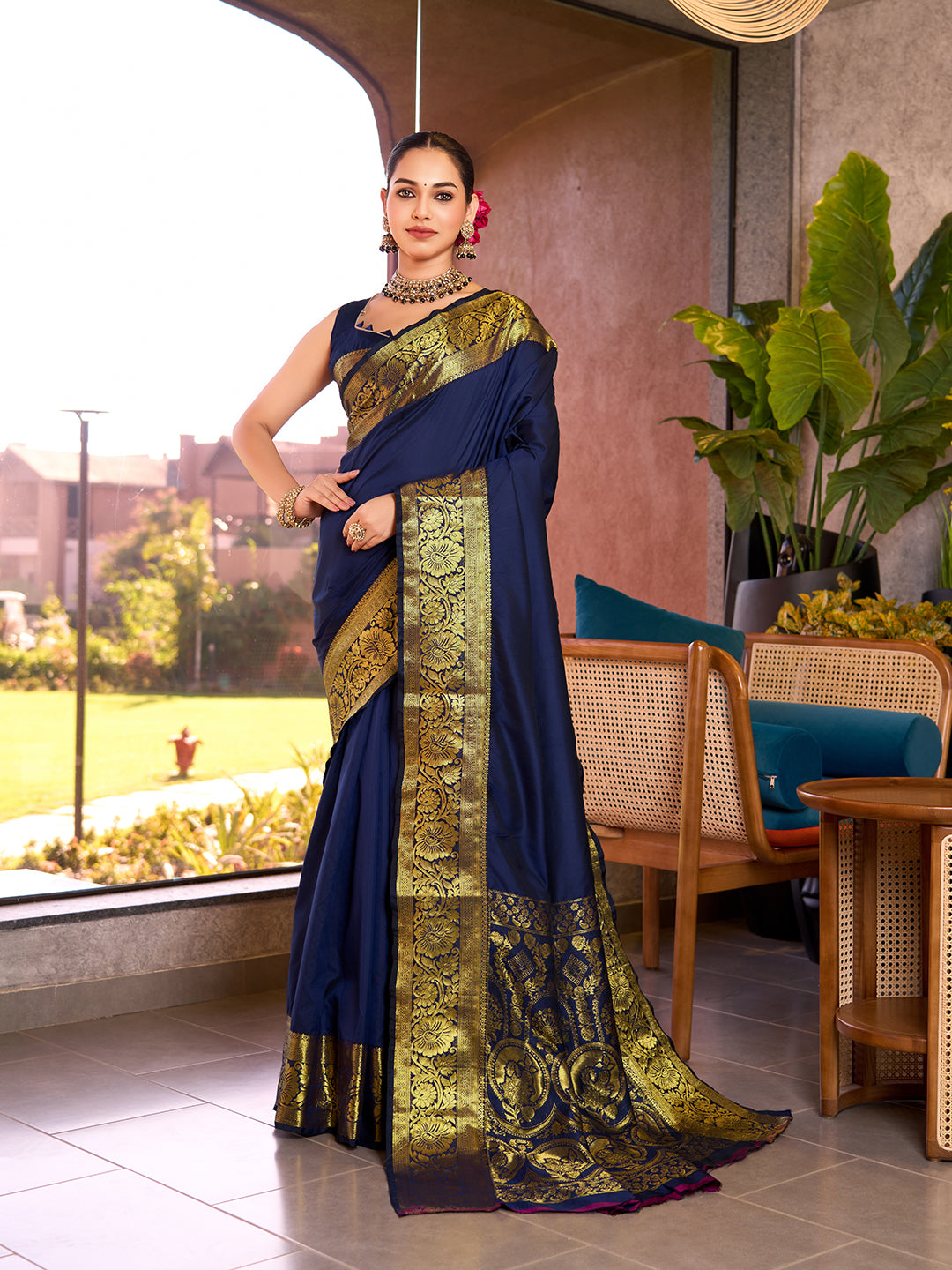 SATRANI PURE SILK CREPE PRINTED SAREE WITH UNSTITCHED BLOUSE