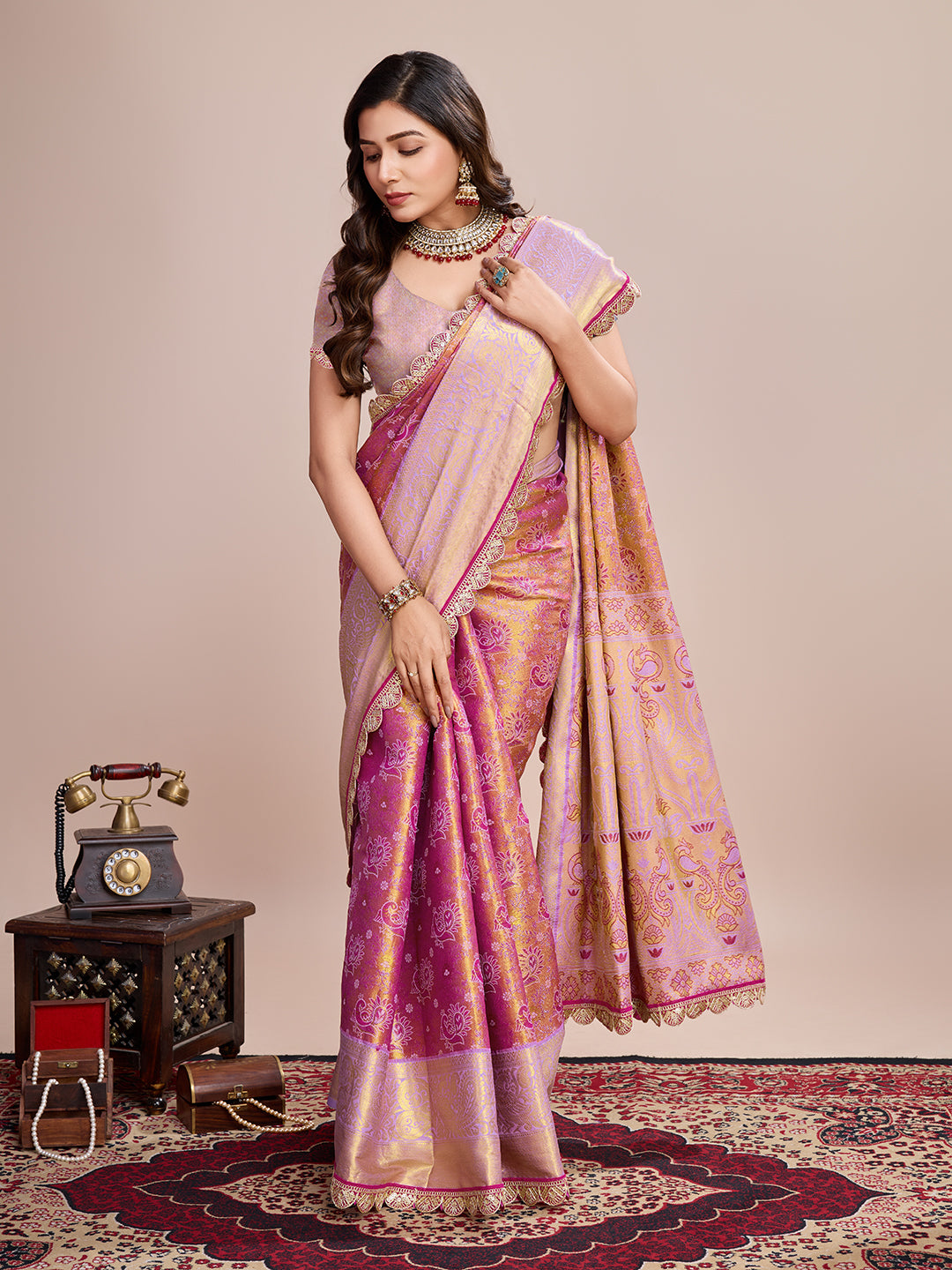 MUNIR WOVEN KANJIVARAM ZARI SILK SAREE