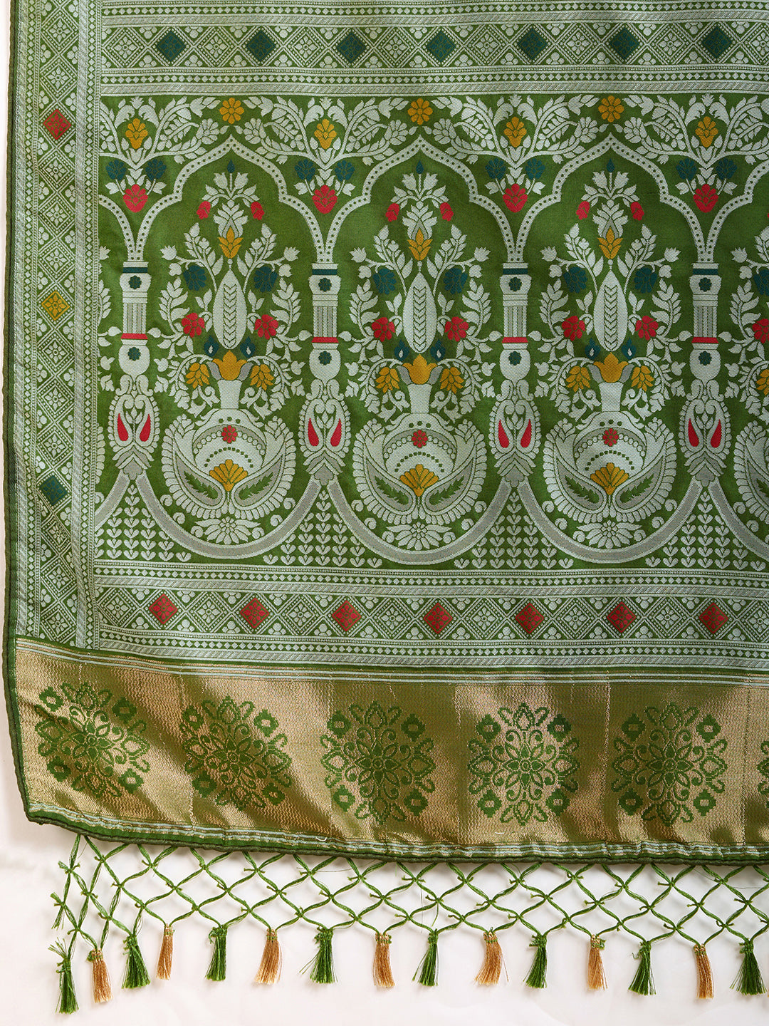 BANARASI PURE SILK MINA KARI SAREE WEAVED & RICH PALLU