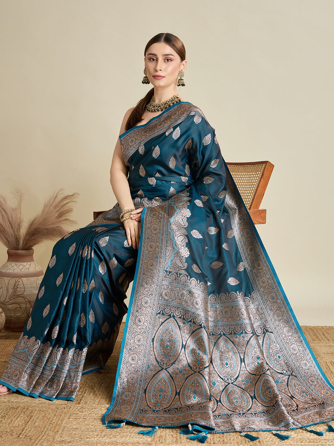 ANNU TEAL PURE SILK SAREE FEATURING TRADITIONAL BANARSI ZARI WEAVING PATTERNS