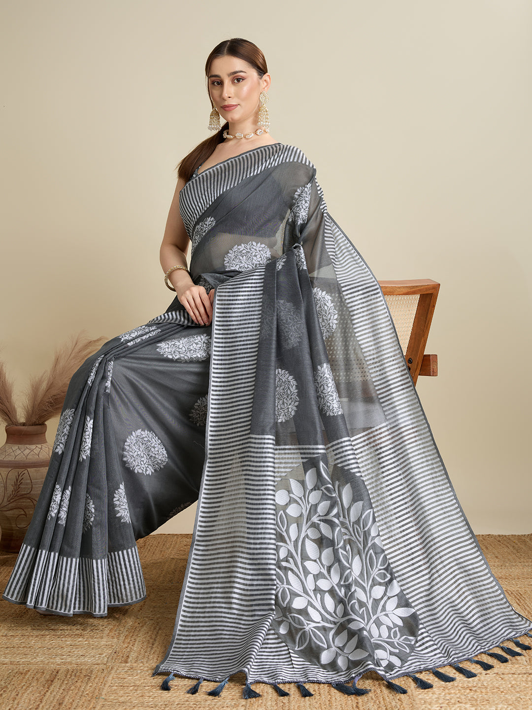 ETHNIC MOTIFS SILK BLEND SAREE