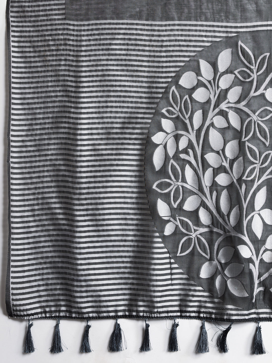 ETHNIC MOTIFS SILK BLEND SAREE