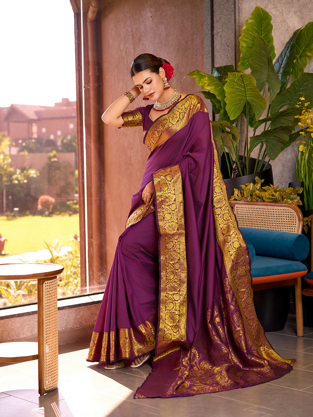 SATRANI PURE SILK CREPE PRINTED SAREE WITH UNSTITCHED BLOUSE