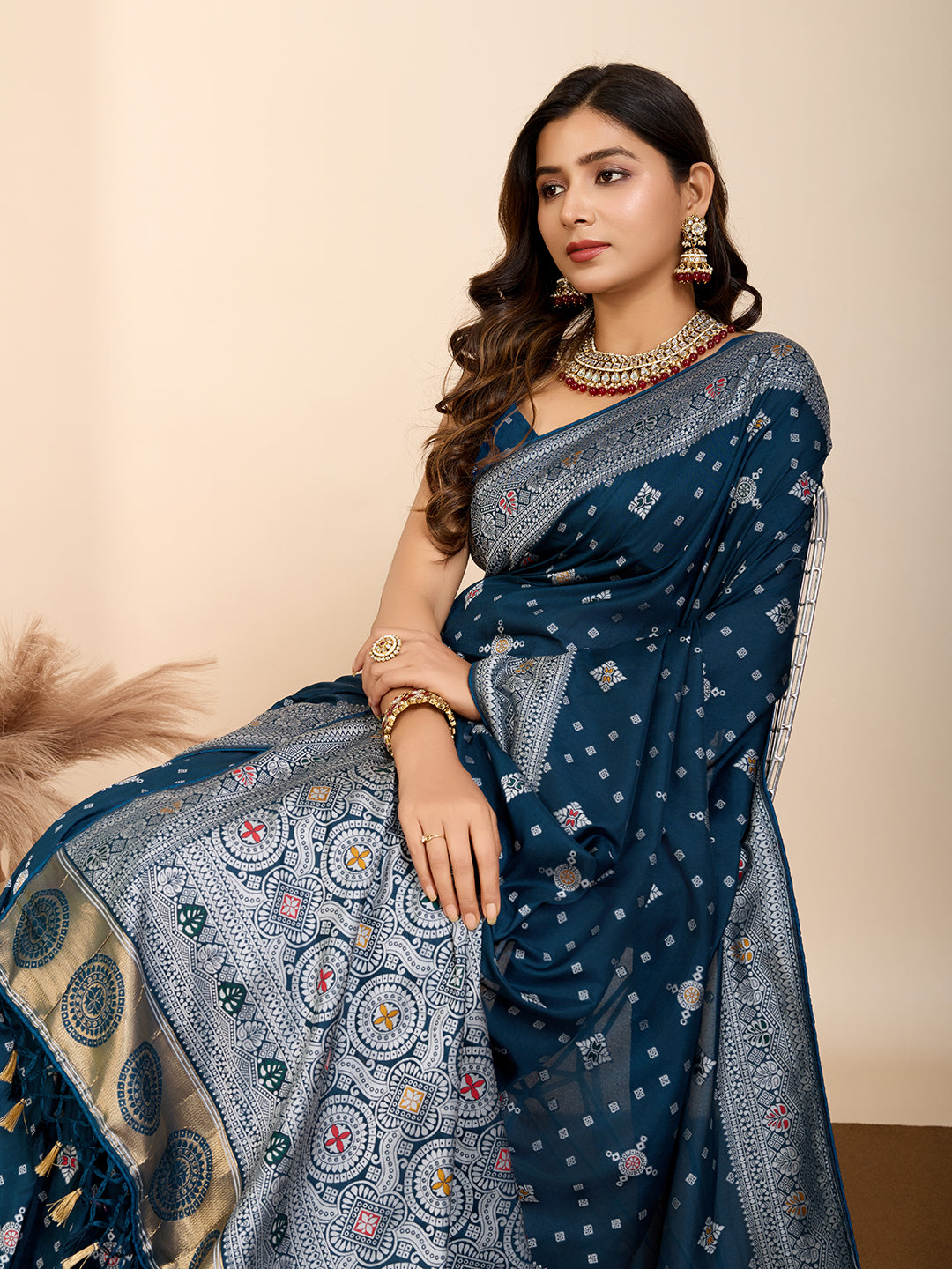 LATEST JACQUARD GOLD ZARI WOVEN LITCHI SILK BANARSI SAREE