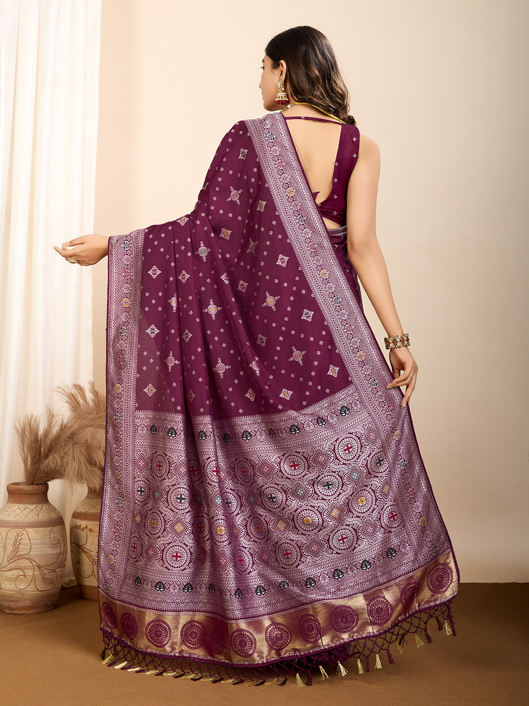 LATEST JACQUARD GOLD ZARI WOVEN LITCHI SILK BANARSI SAREE