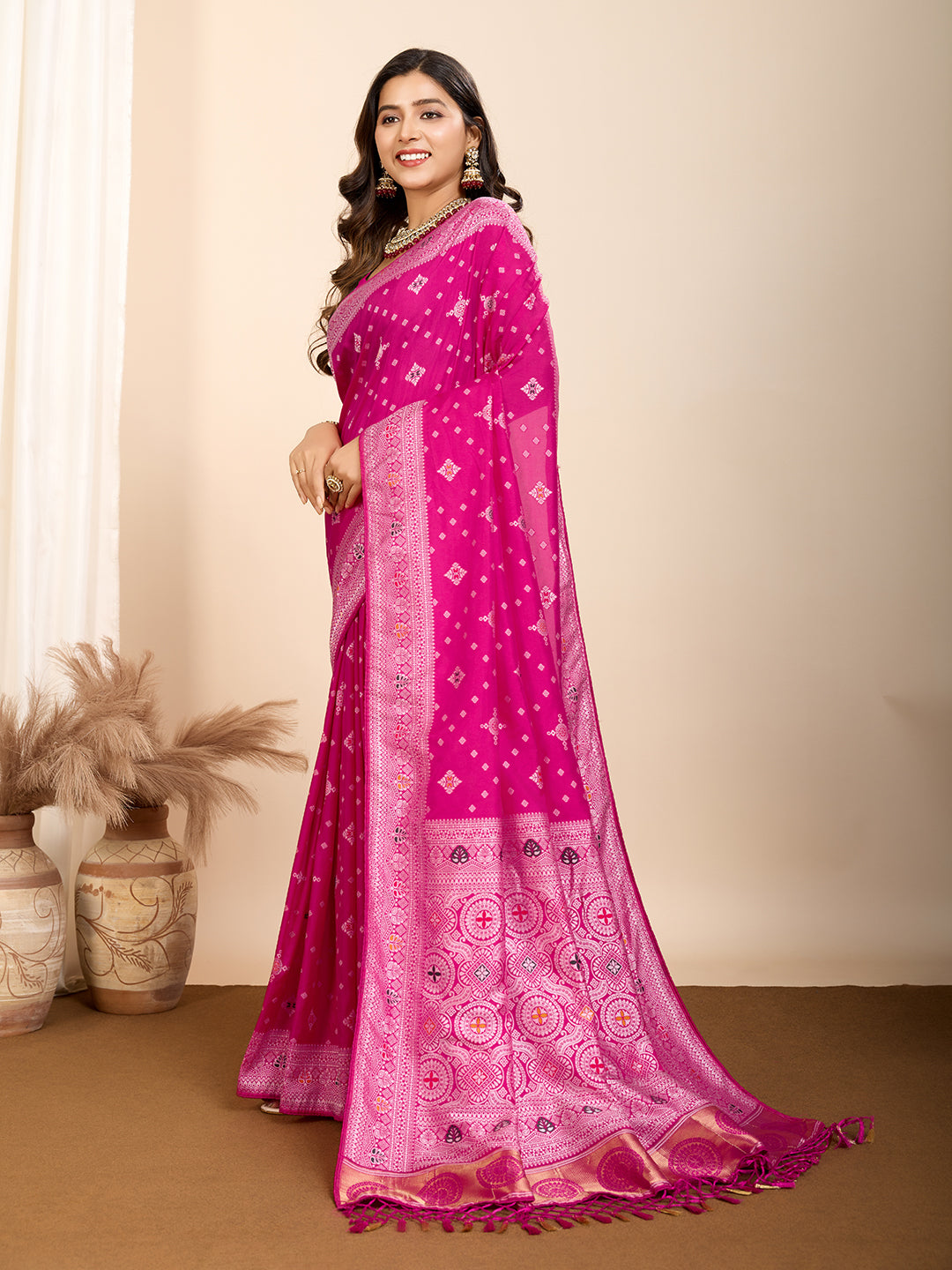 LATEST JACQUARD GOLD ZARI WOVEN LITCHI SILK BANARSI SAREE