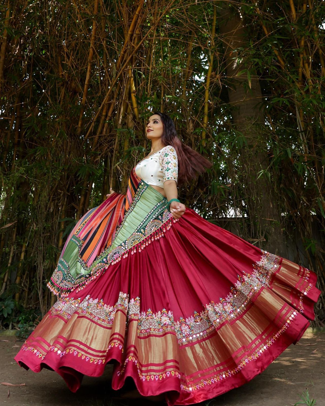 DOLA SILK STYLISH DESIGNER DIGITAL PRINTED WORK LAHENGA CHOLI WITH DUPATTA