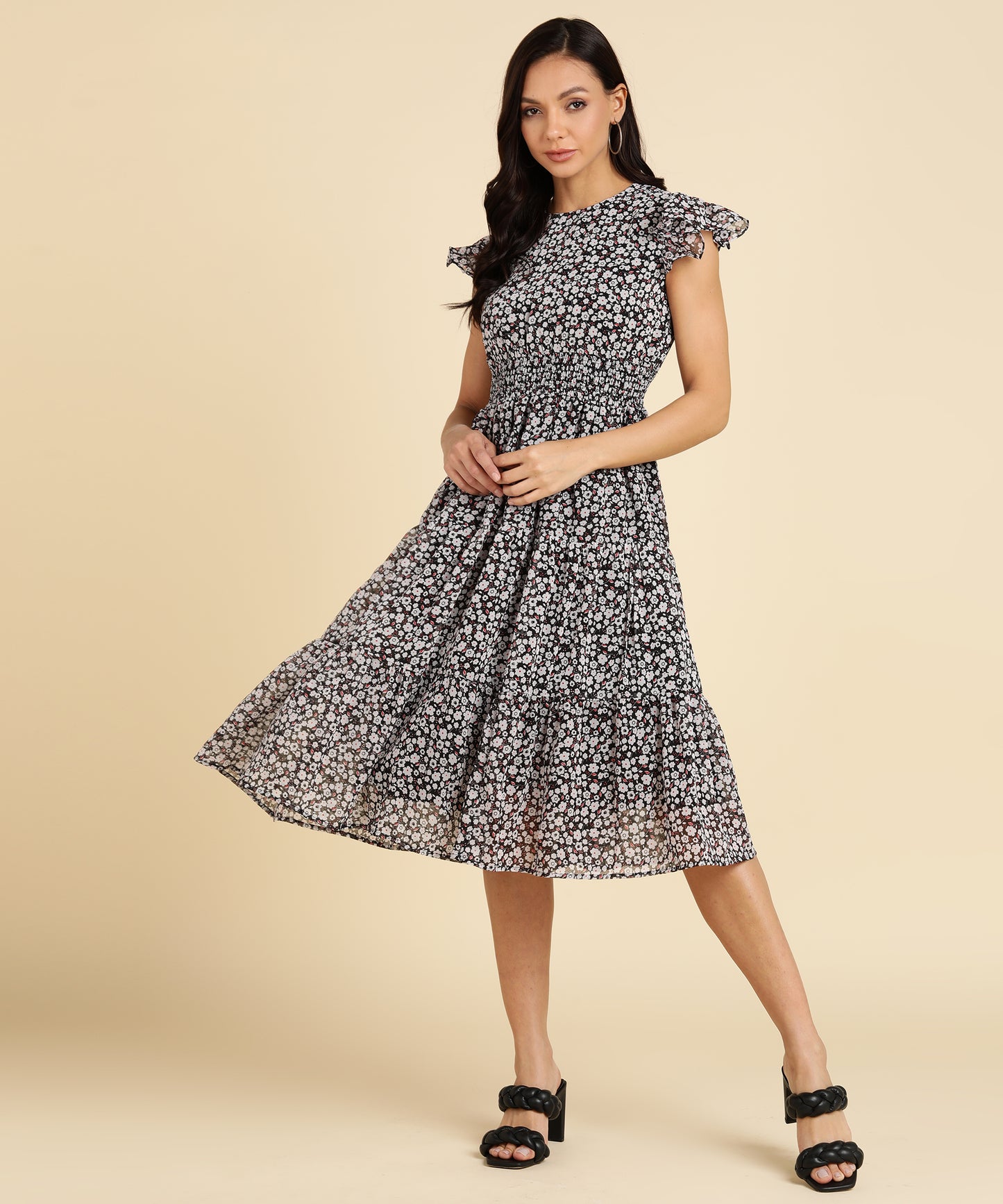MONOCHROME FLORAL TIERED MIDI DRESS