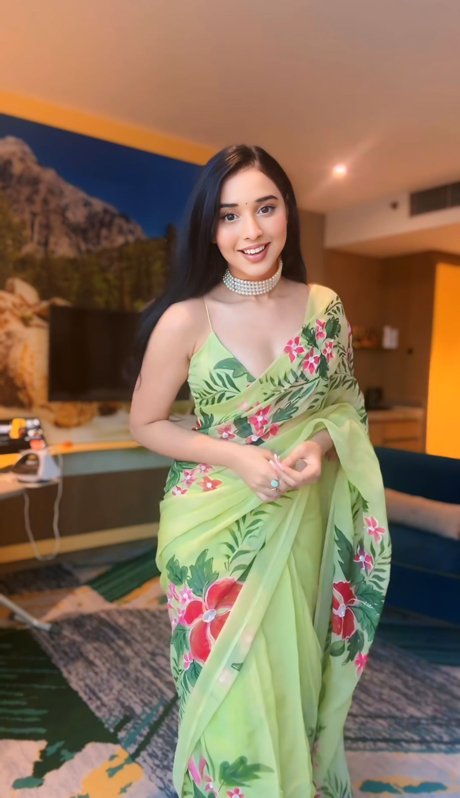 WEIGHTLESS GEORGETTE DIGITAL PRINTED SAREE