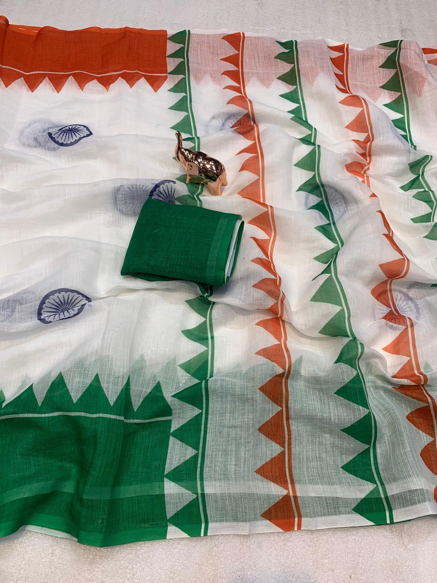SOFT LELIN LIGHT WEIGHT INDIAN FLAG DESIGN SAREE WITH PRINTED BLOUSE