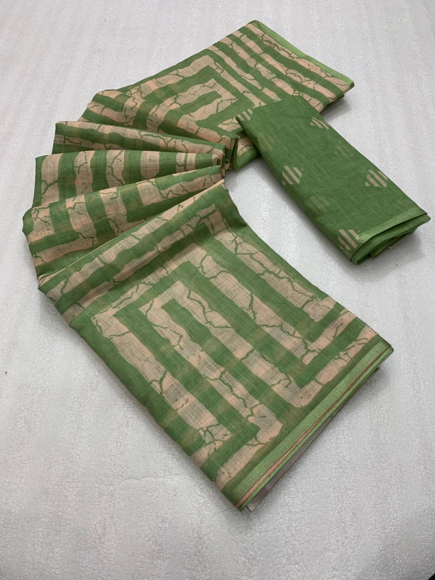 KALAMKARI PATOLA PURE LINEN SAREE AND BATIN BLOUSE