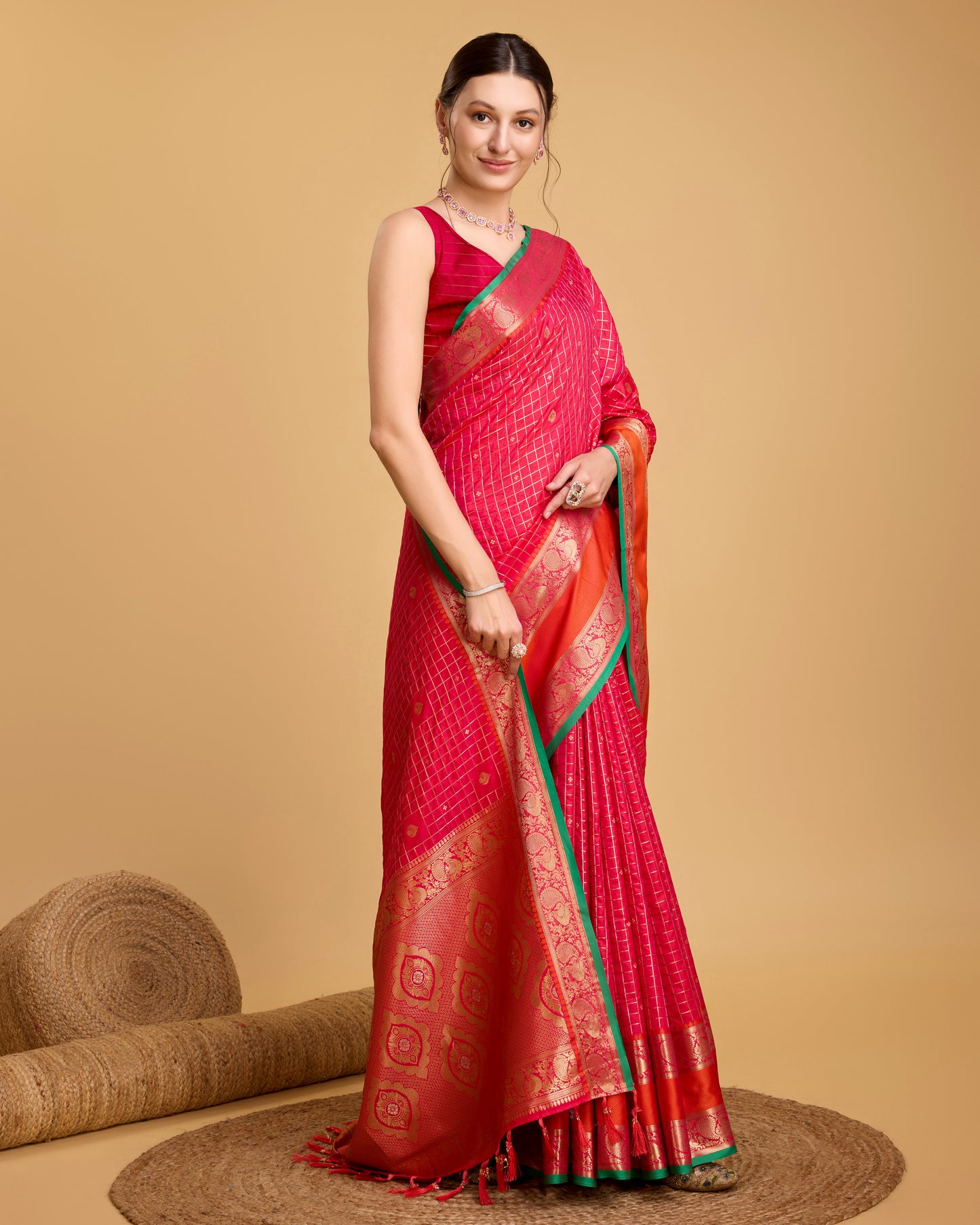 SARVADA WOVEN, CHECKERED KANJIVARAM PURE SILK SAREE