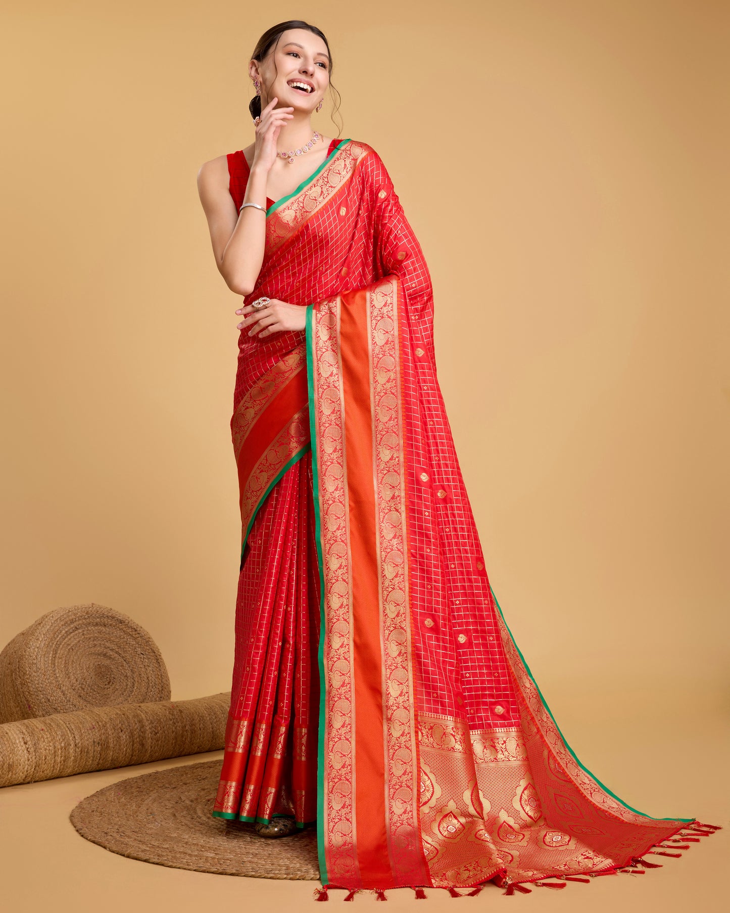 SARVADA WOVEN, CHECKERED KANJIVARAM PURE SILK SAREE