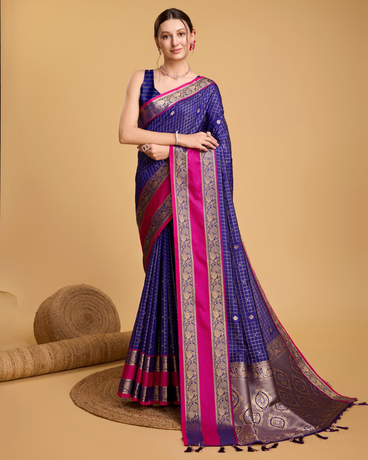 SARVADA WOVEN, CHECKERED KANJIVARAM PURE SILK SAREE