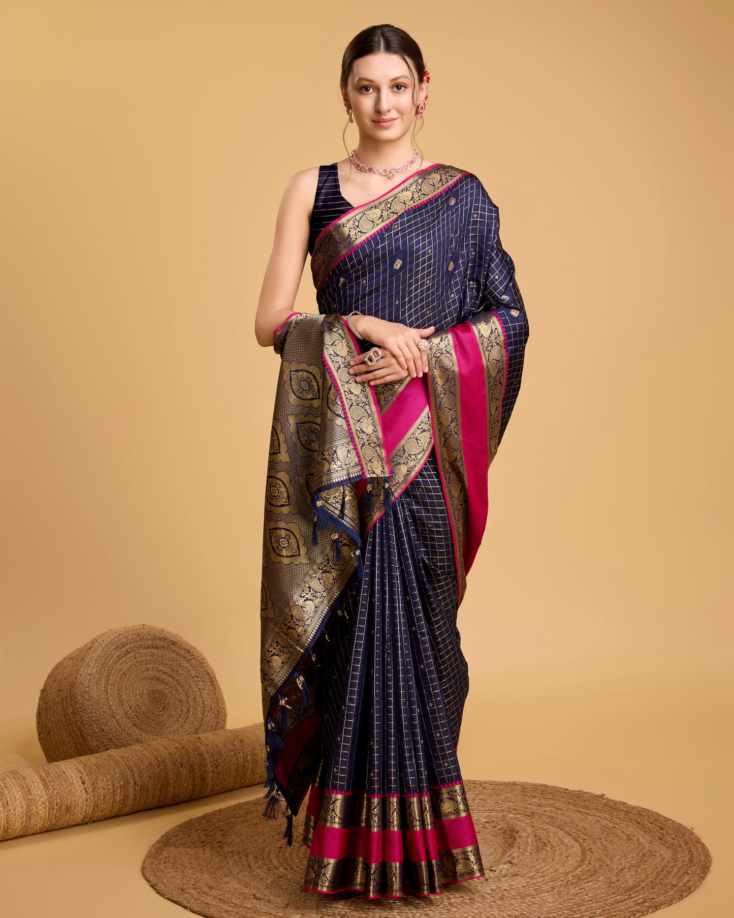 SARVADA WOVEN, CHECKERED KANJIVARAM PURE SILK SAREE