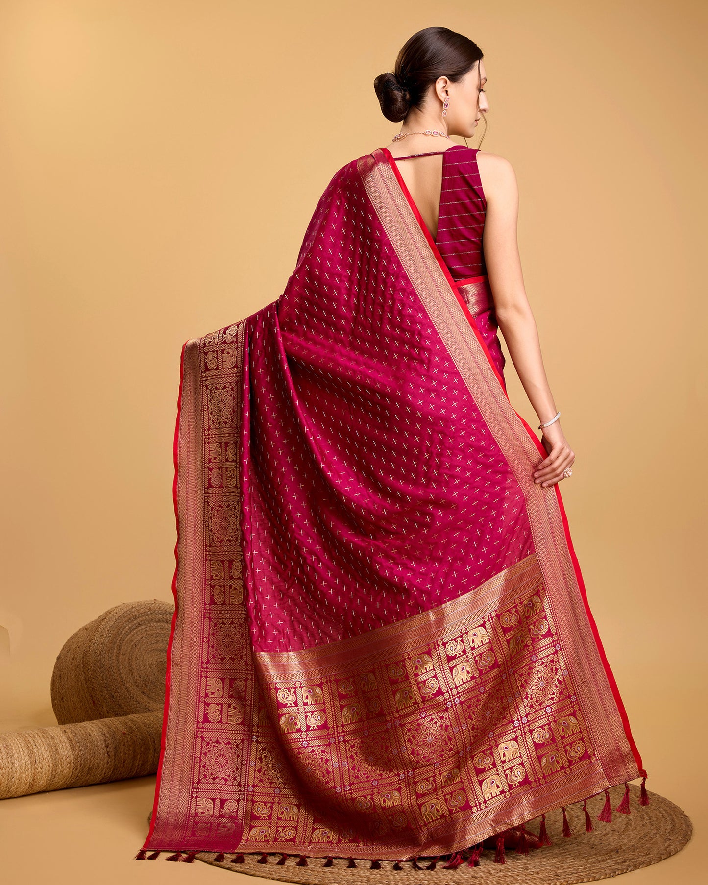 NIMIDIYA WOVEN KANJIPURAM PURE SILK SAREE