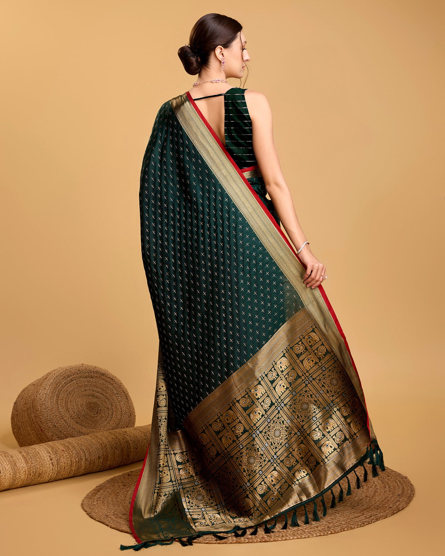 NIMIDIYA WOVEN KANJIPURAM PURE SILK SAREE