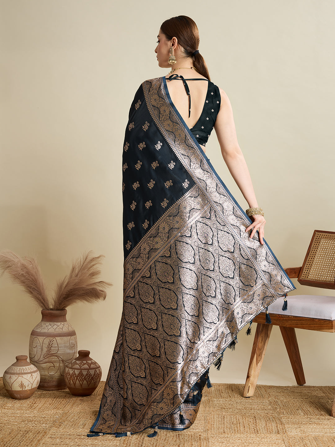 SMRITI TEAL PURE SILK SAREE FEATURING TRADITIONAL BANARSI ZARI WEAVING PATTERNS