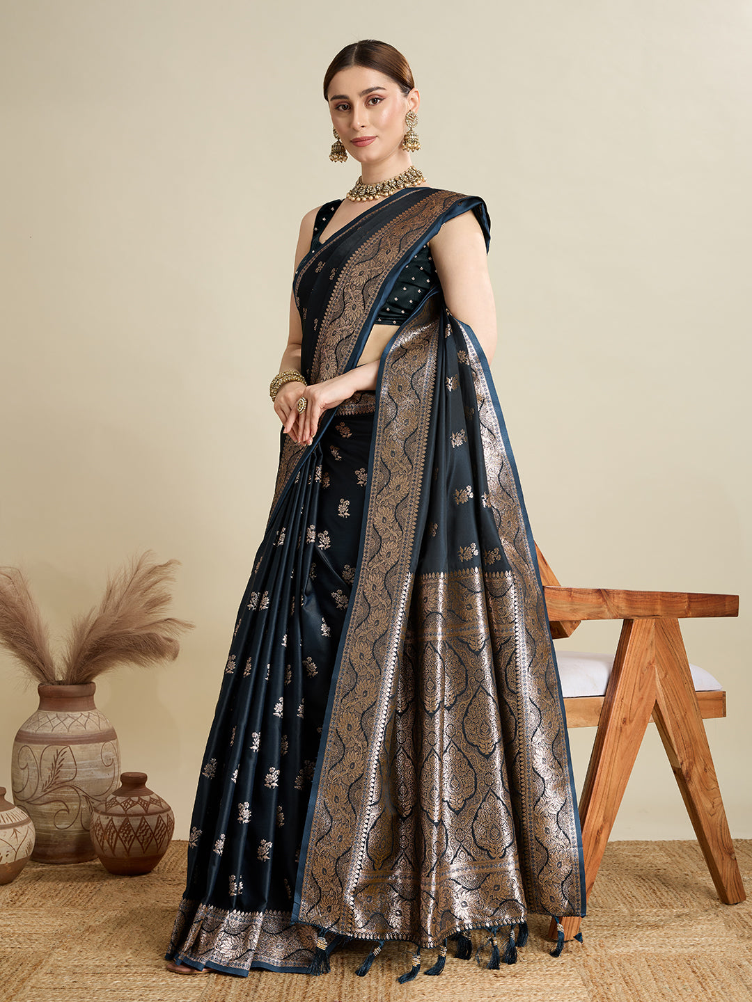 SMRITI TEAL PURE SILK SAREE FEATURING TRADITIONAL BANARSI ZARI WEAVING PATTERNS