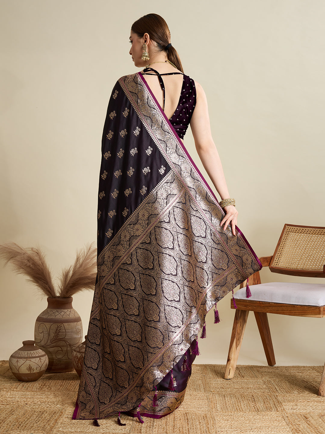 SMRITI TEAL PURE SILK SAREE FEATURING TRADITIONAL BANARSI ZARI WEAVING PATTERNS