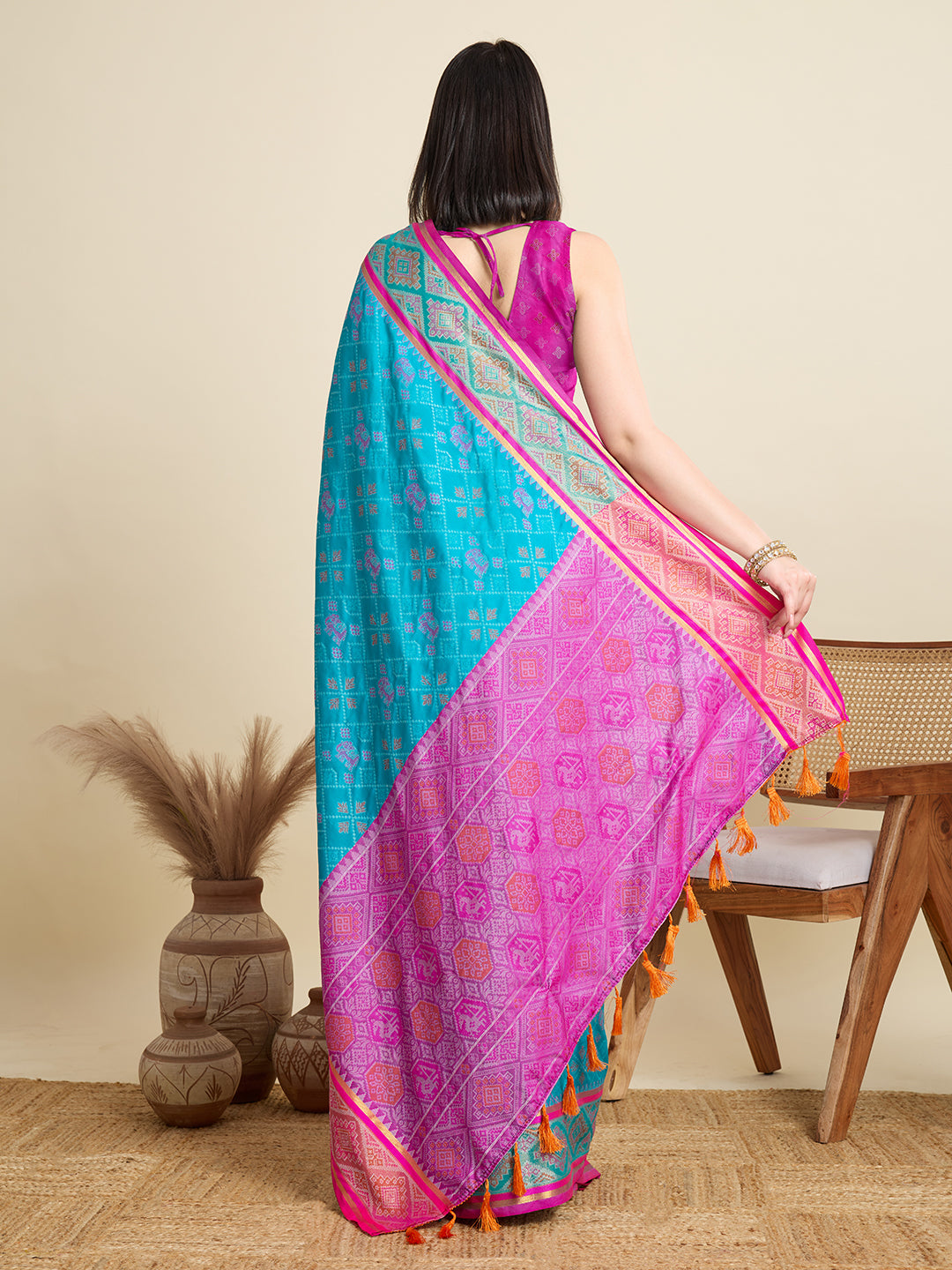 SATRANI NAVY PRINTED SAREE WITH UNSTITCHED BLOUSE
