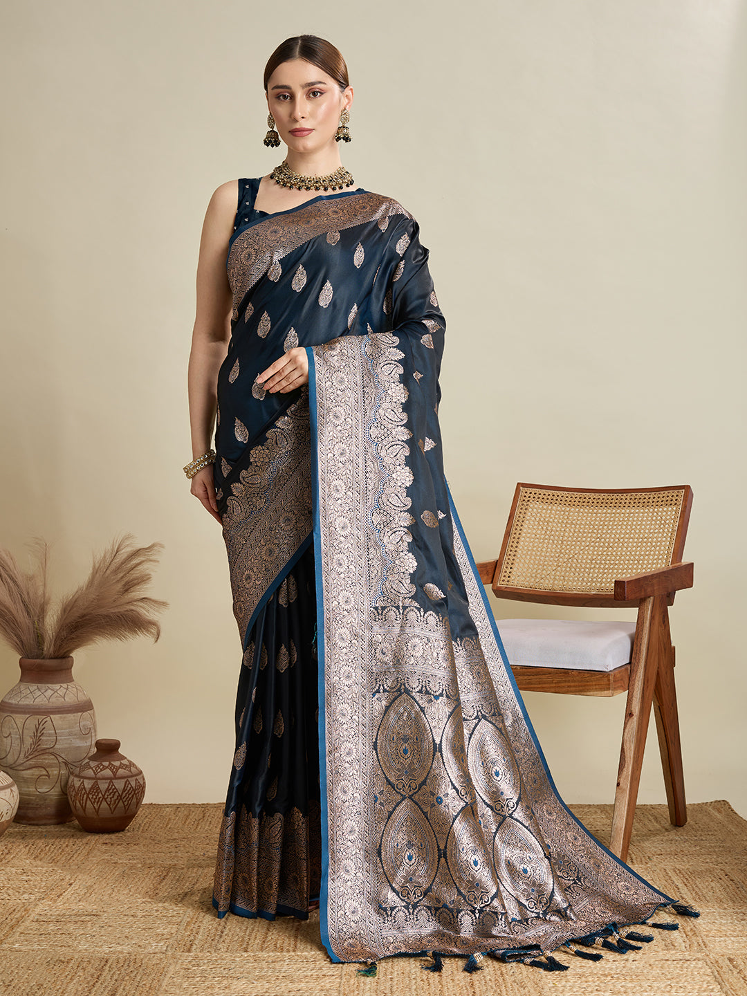 ANNU TEAL PURE SILK SAREE FEATURING TRADITIONAL BANARSI ZARI WEAVING PATTERNS