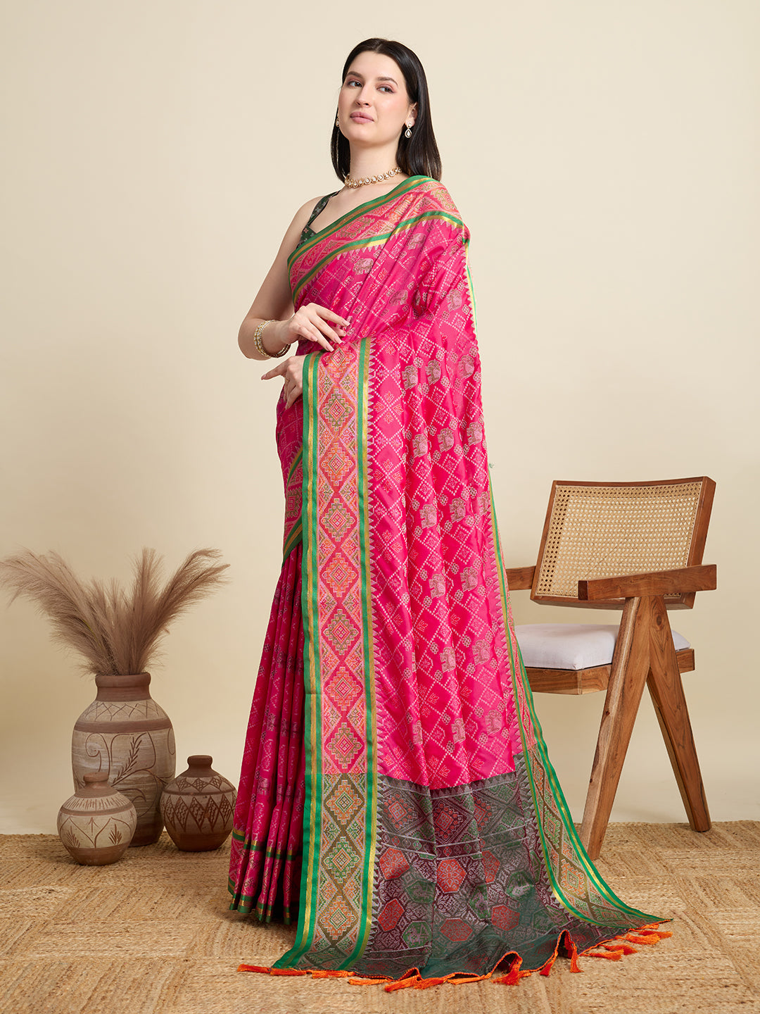 SATRANI NAVY PRINTED SAREE WITH UNSTITCHED BLOUSE