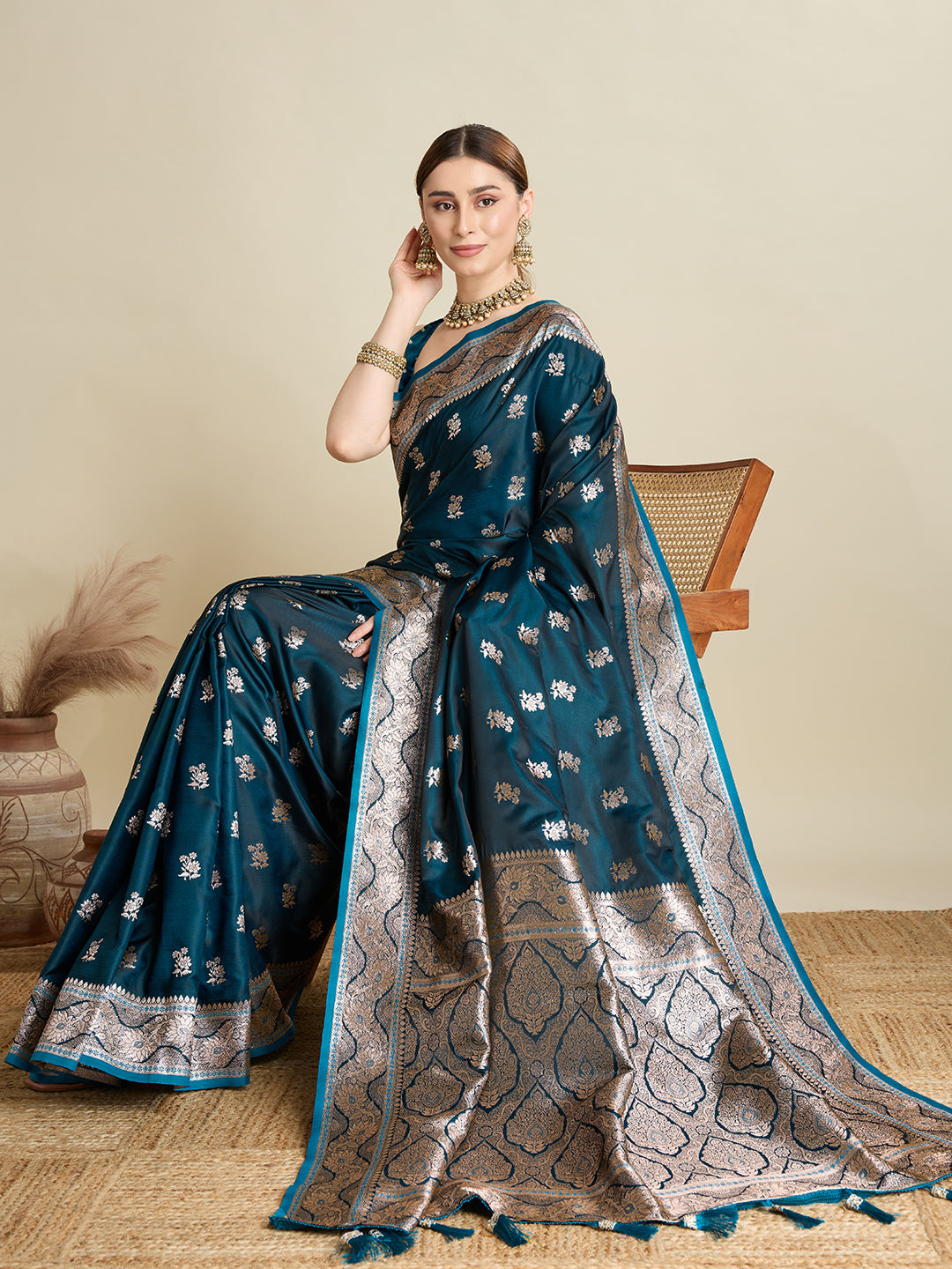 SMRITI TEAL PURE SILK SAREE FEATURING TRADITIONAL BANARSI ZARI WEAVING PATTERNS