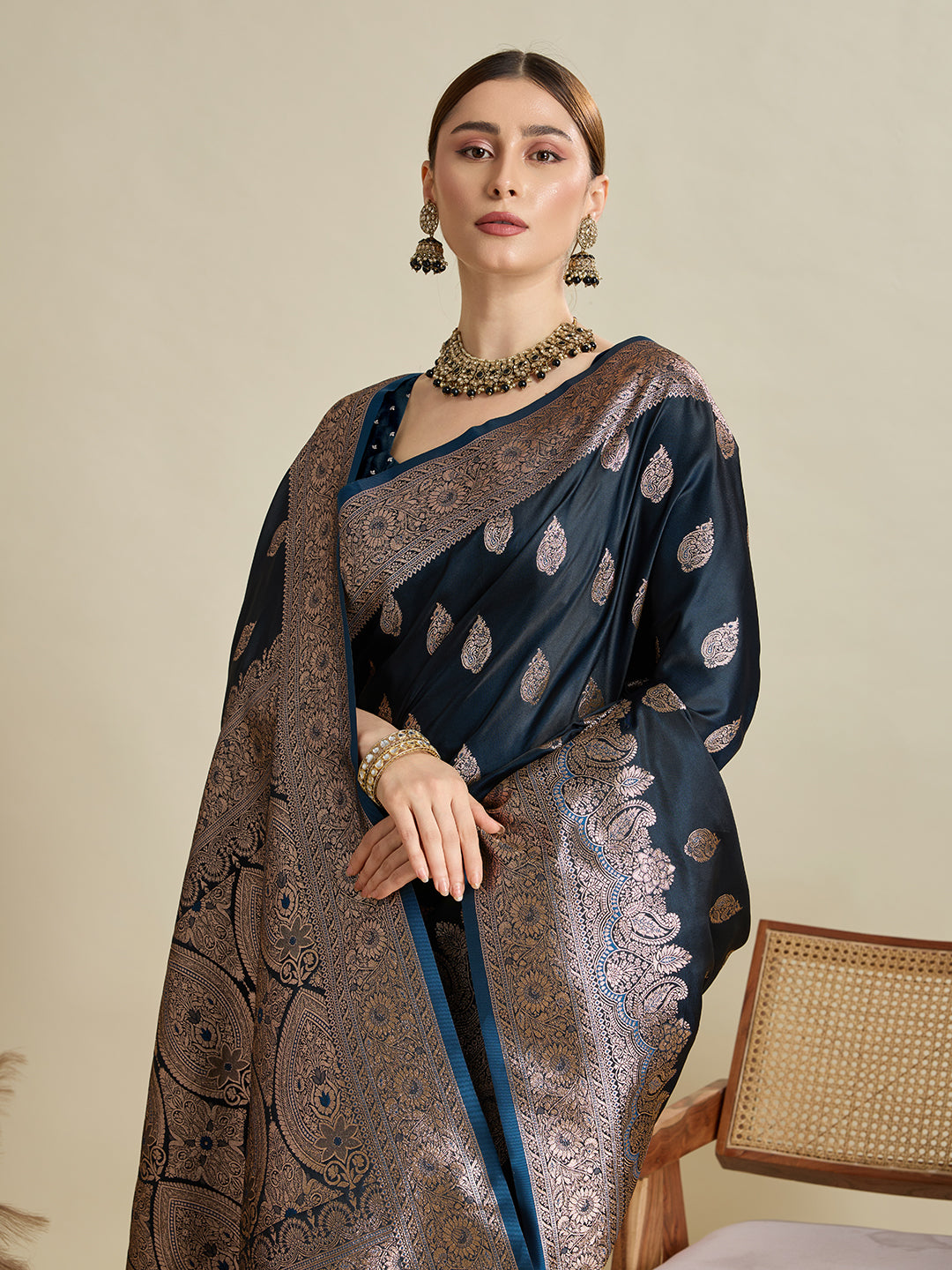 ANNU TEAL PURE SILK SAREE FEATURING TRADITIONAL BANARSI ZARI WEAVING PATTERNS
