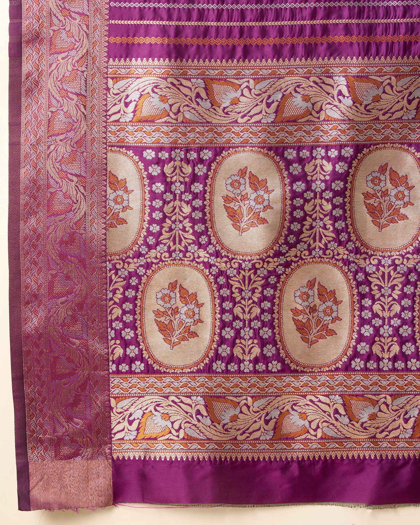 KAVYA WOMEN PARTY WEAR JARI WEAVING WORKED BANARSI SILK SAREE