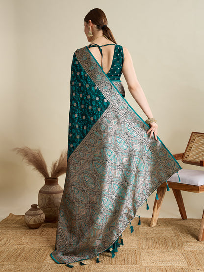 MANNU PANDADI SAREE WITH WOVEN DESIGN ZARI