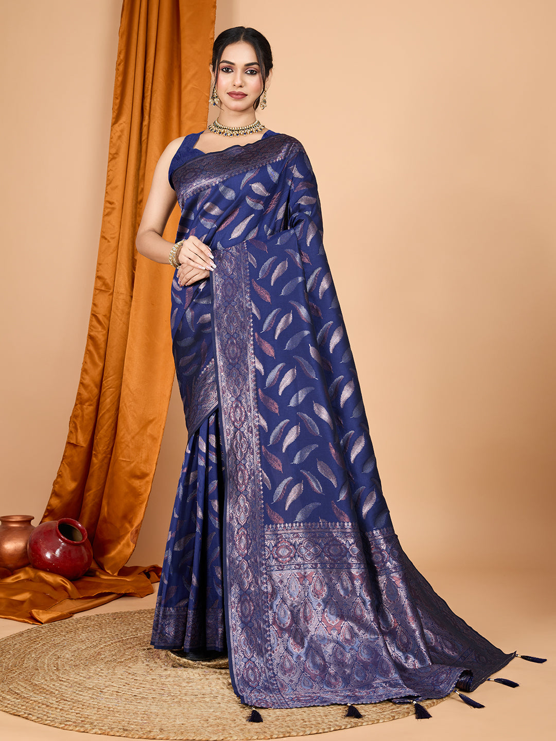 NIMIDIYA WOVEN, EMBELISHED BANARSI PURE SILK SAREE