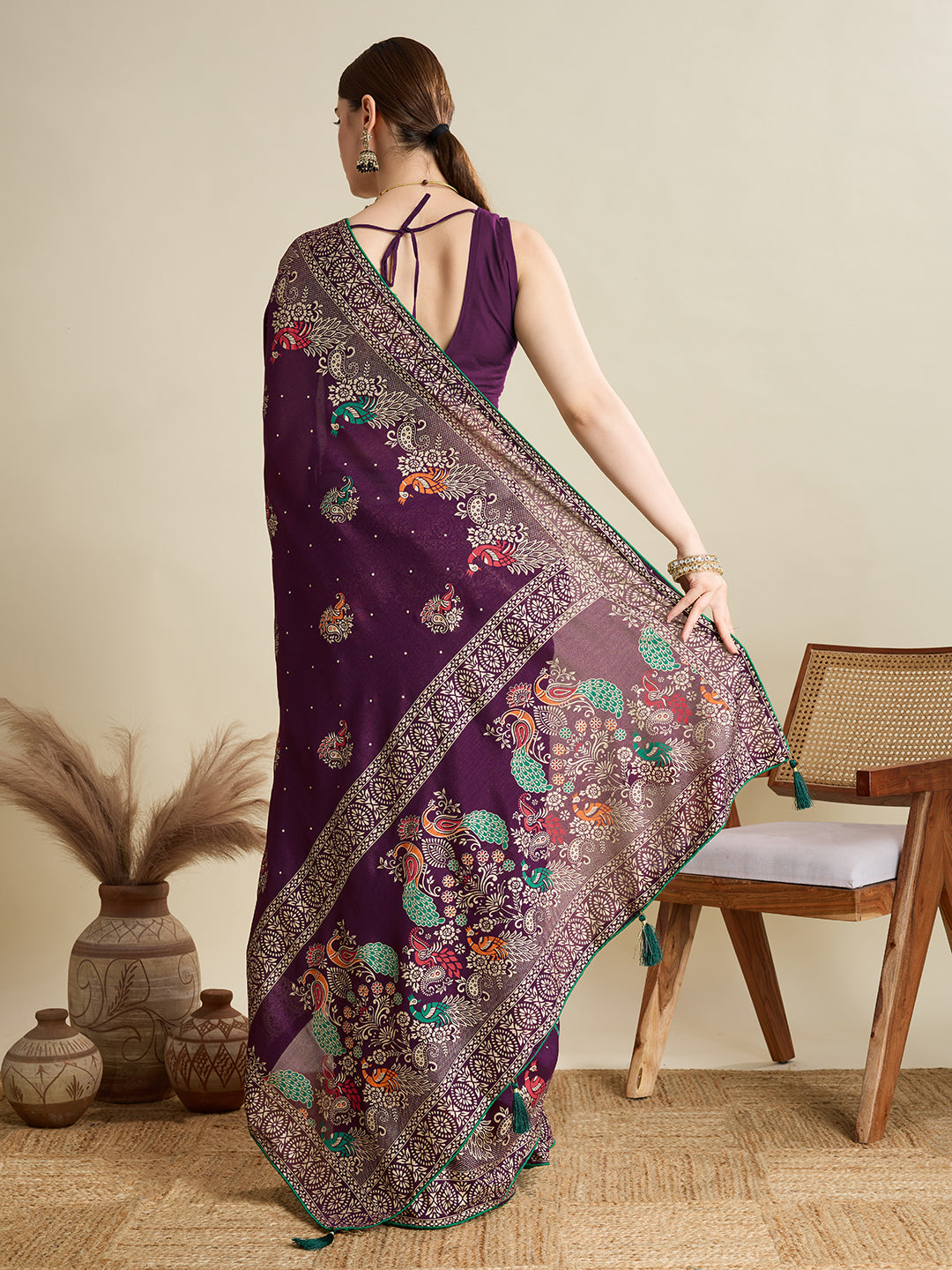 KAVYA LIGHTWEIGHT COTTON SILK SAREE WITH DELICATE PAISLEY PRINTS