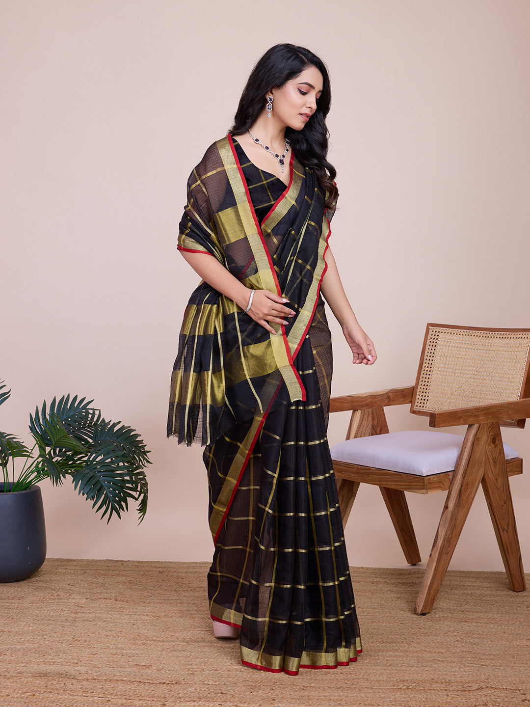 NIMIDIYA PEACH ZARI WOVEN KOTA DORIA SILK SAREE