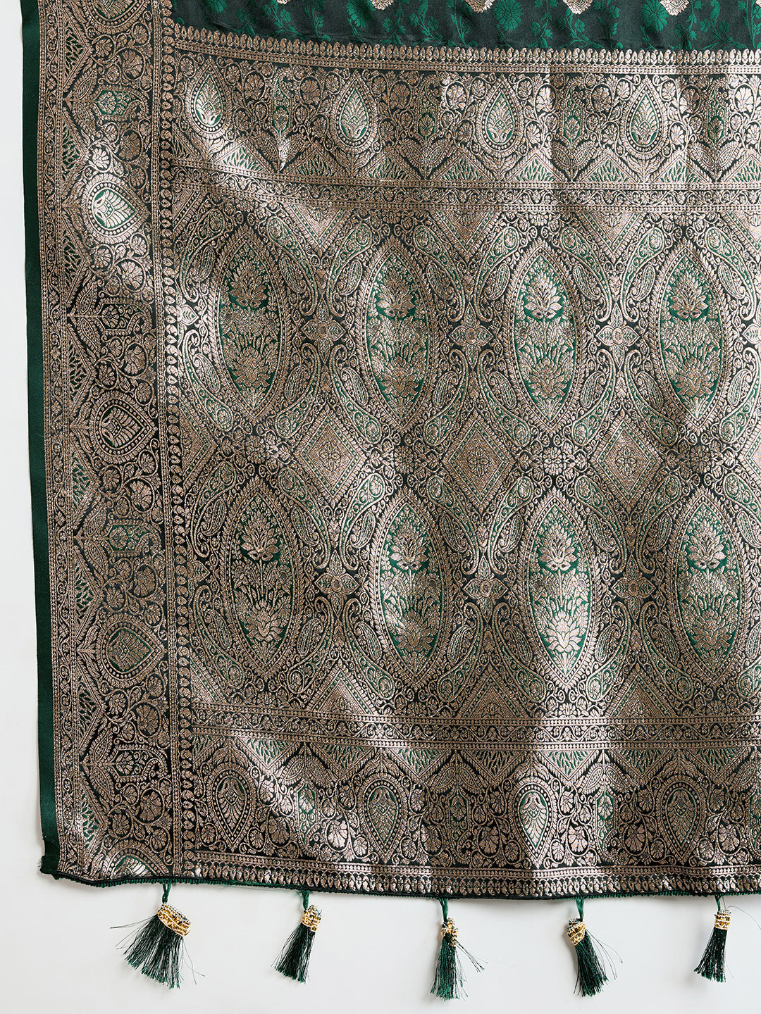 MANNU PANDADI SAREE WITH WOVEN DESIGN ZARI