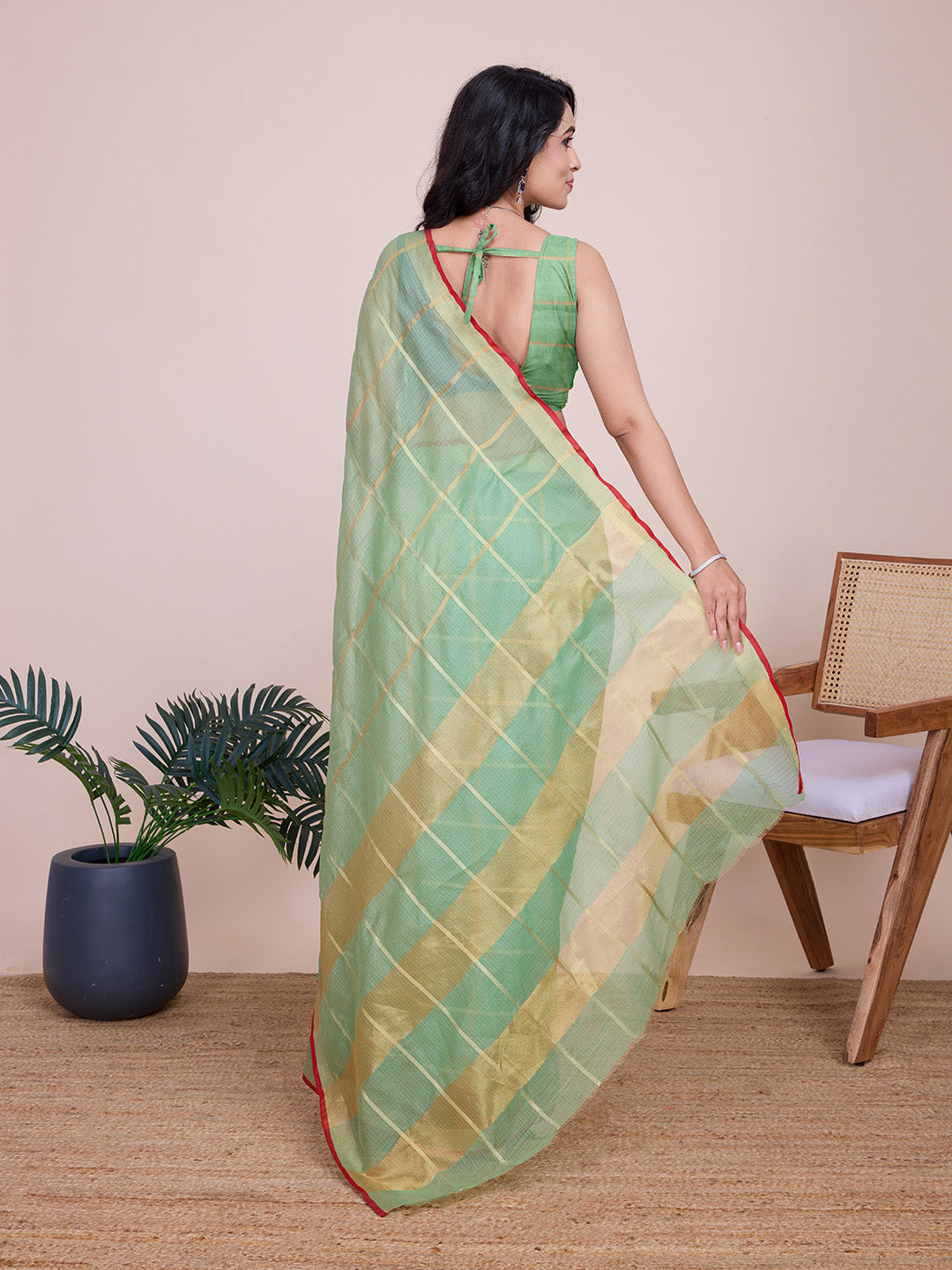 NIMIDIYA PEACH ZARI WOVEN KOTA DORIA SILK SAREE