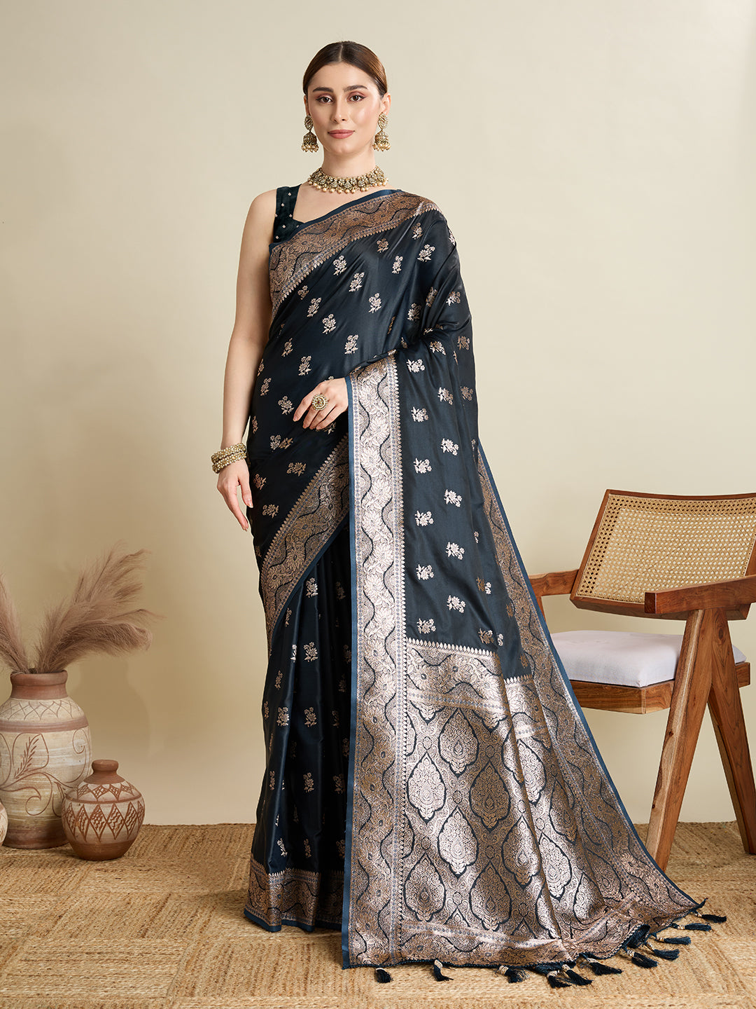 SMRITI TEAL PURE SILK SAREE FEATURING TRADITIONAL BANARSI ZARI WEAVING PATTERNS