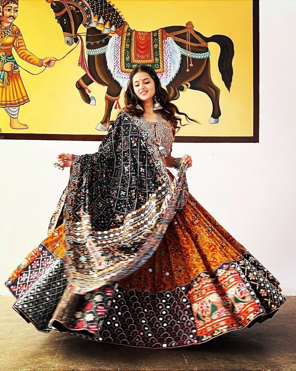 FASHIONABLE PURE SILK LATEST DESIGNER LAHENGA CHOLI WITH DUPATTA