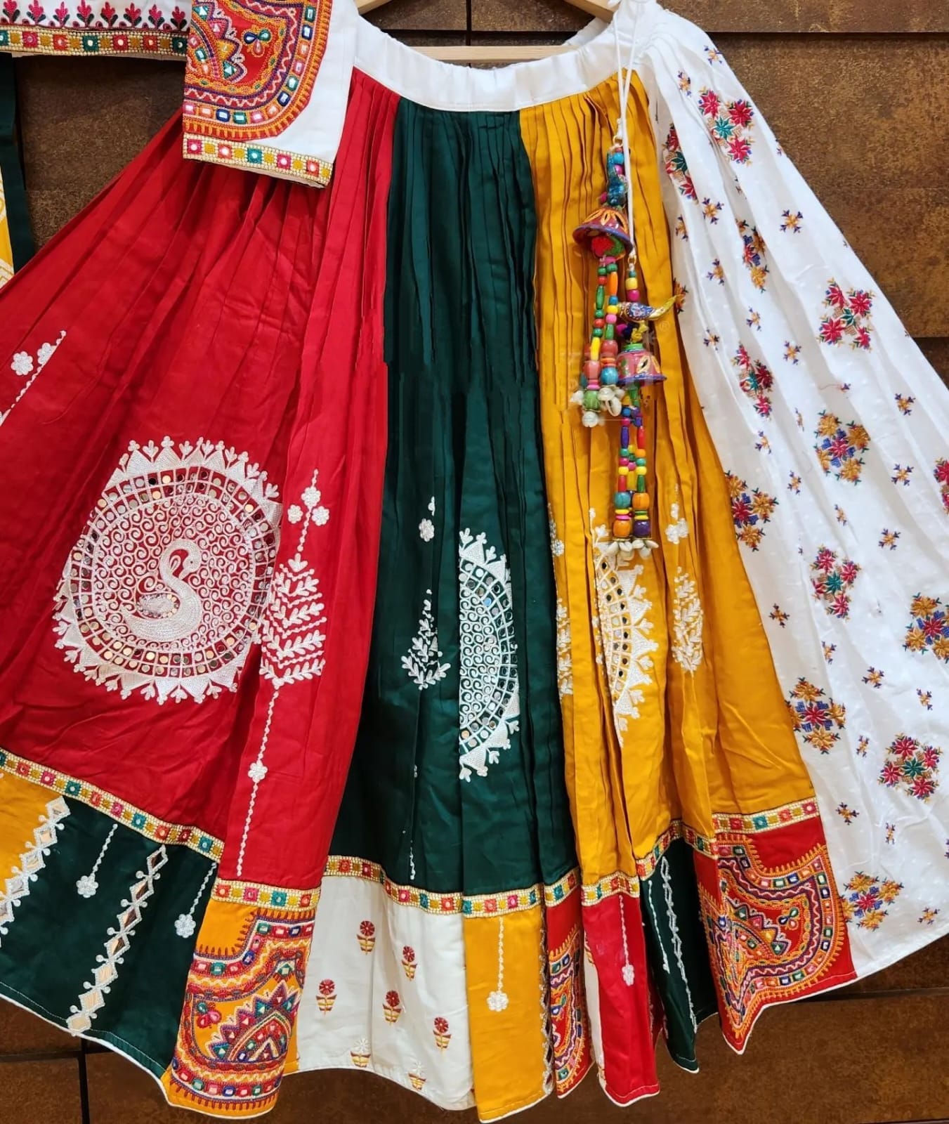 HEAVY COTTON RAYON BEAUTIFUL LAHENGA CHOLI WITH DUPATTA