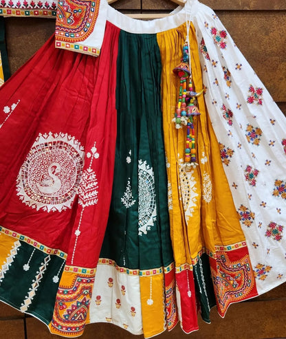 HEAVY COTTON RAYON BEAUTIFUL LAHENGA CHOLI WITH DUPATTA