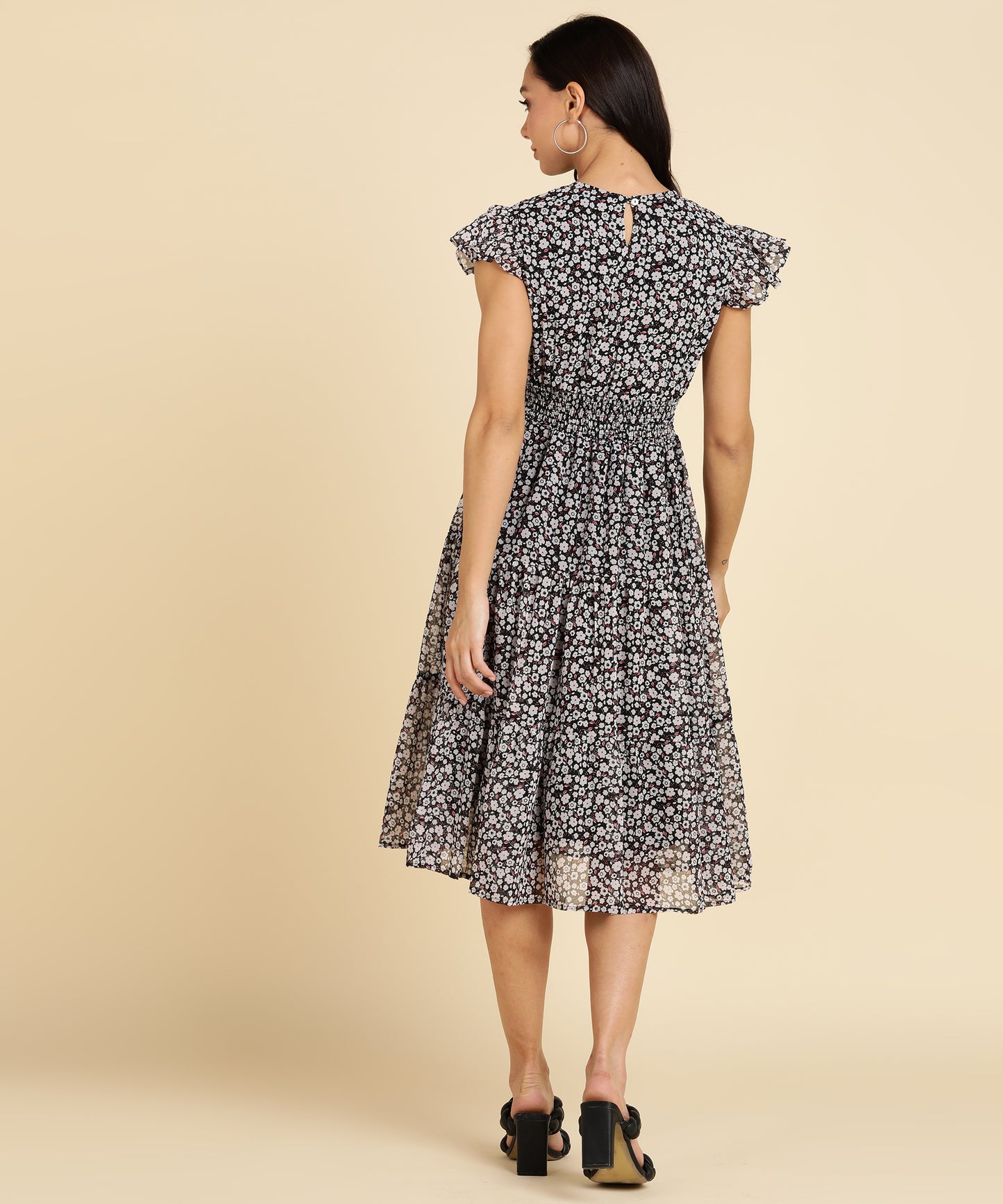 MONOCHROME FLORAL TIERED MIDI DRESS