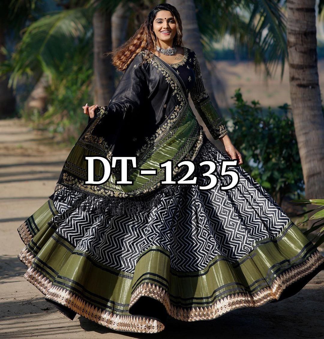NEW STYLISH DESIGNER LAHENGA CHOLI WITH DUPATTA